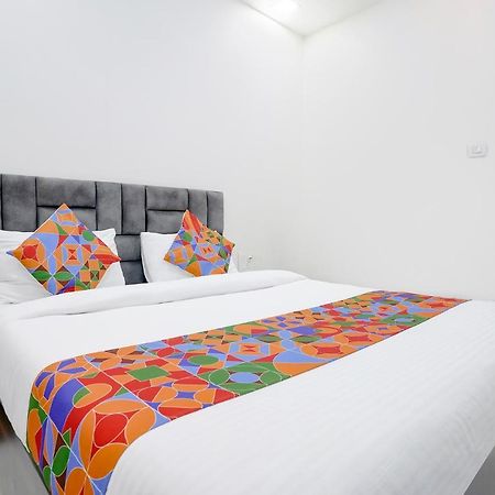 Отель Fabexpress Bhau Residency - Nr Mumbai International Airport Экстерьер фото
