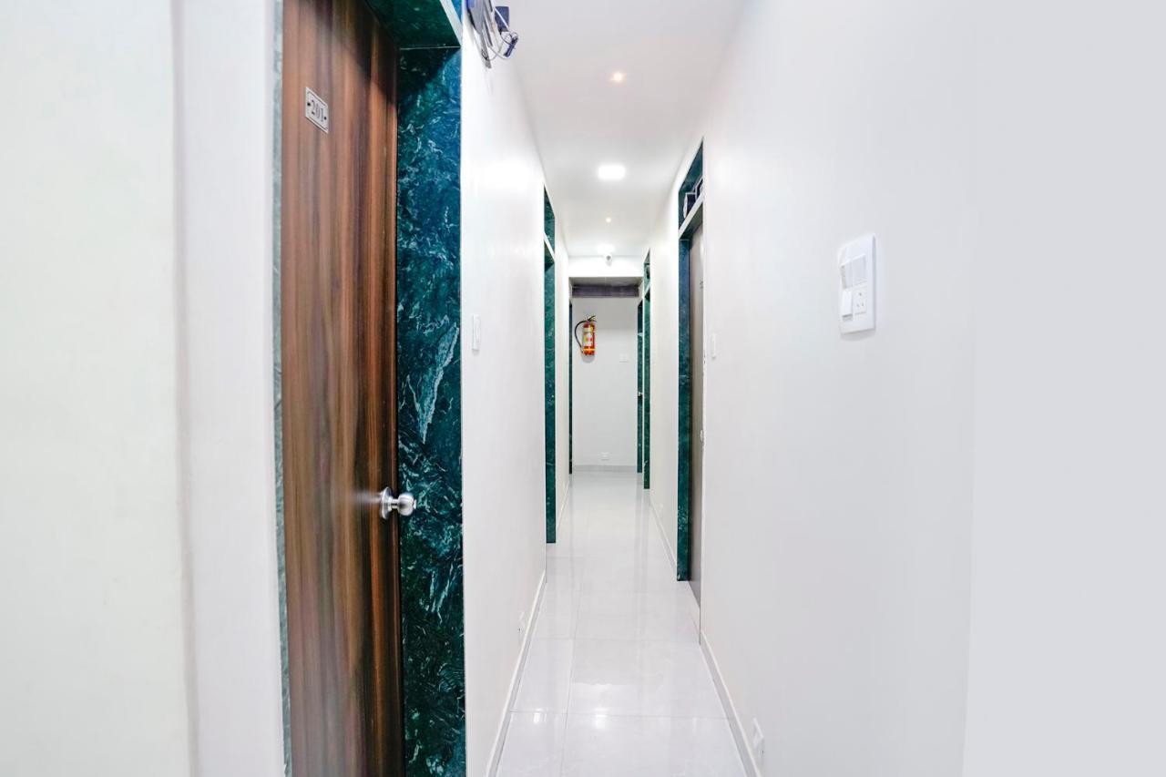 Отель Fabexpress Bhau Residency - Nr Mumbai International Airport Экстерьер фото