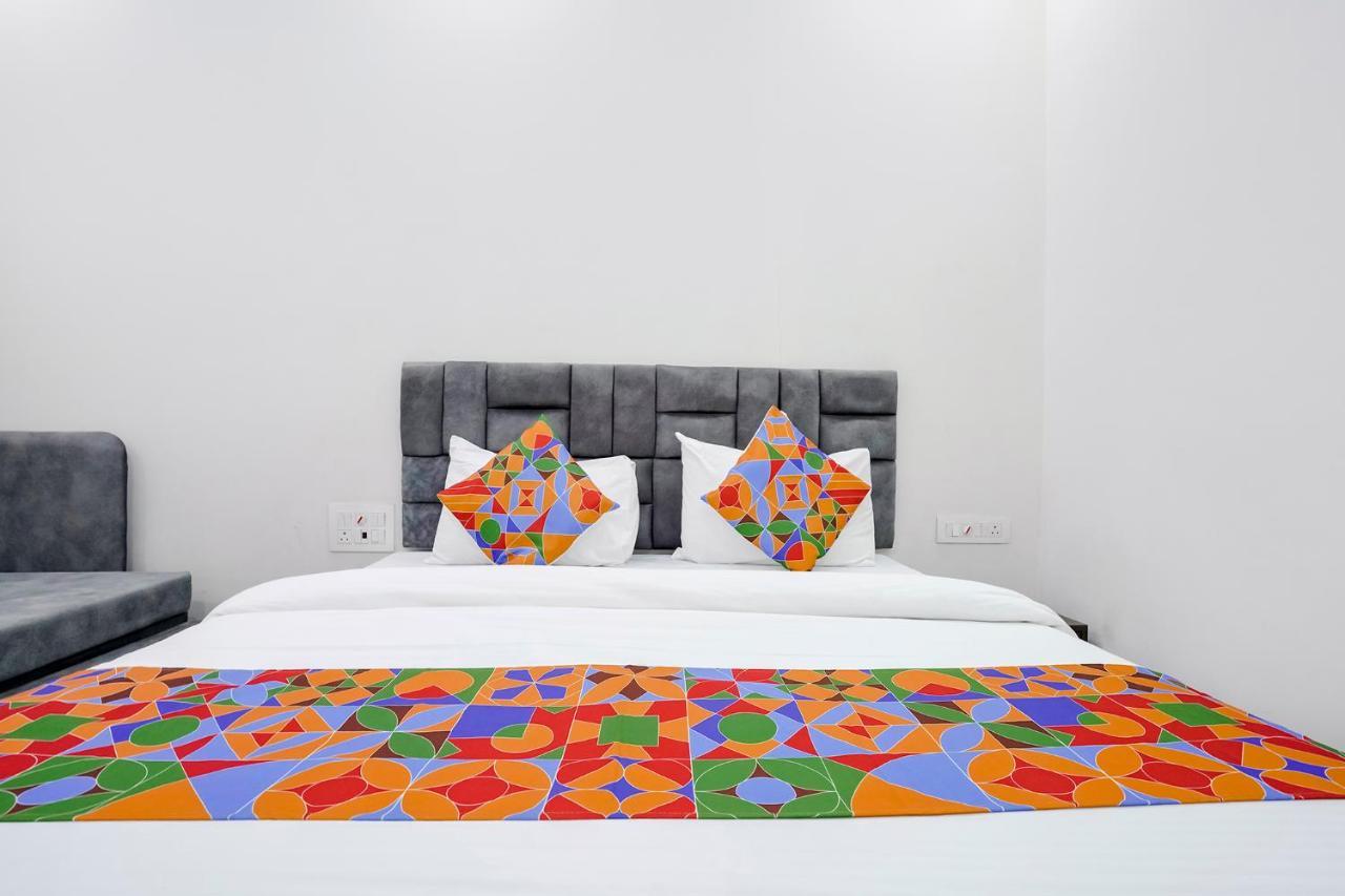 Отель Fabexpress Bhau Residency - Nr Mumbai International Airport Экстерьер фото