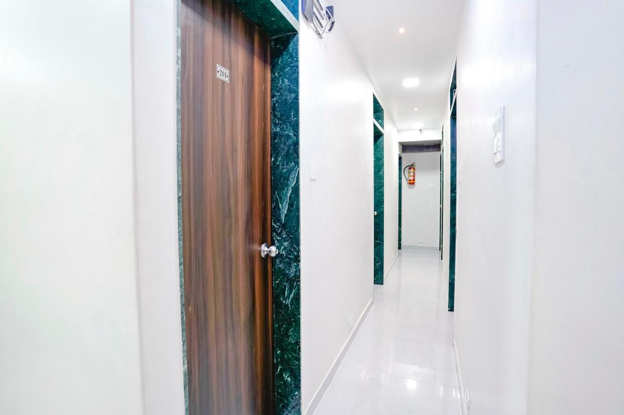 Отель Fabexpress Bhau Residency - Nr Mumbai International Airport Экстерьер фото